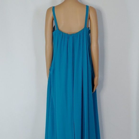 (17) NWT Faviana A-line and V-Neck Formal Gown in Blue - Picture 2 of 4
